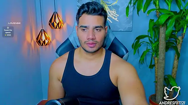 Snapshot of AndresR3 chatting on 09/14/25, 07:42 AndresR3 online show from 09/14/25, 07:42