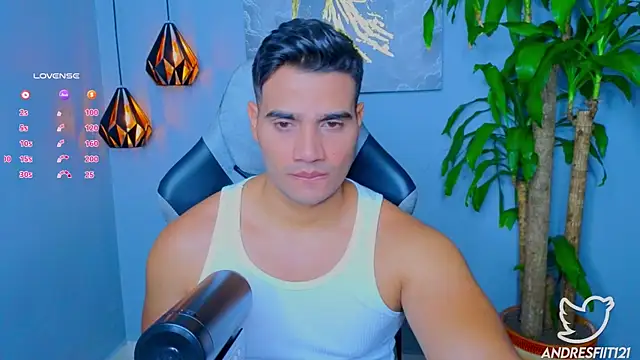 Snapshot of AndresR3 chatting on 09/28/25, 09:55 AndresR3 online show from 09/28/25, 09:55