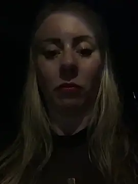 hete sandra online show from 10/17/25, 09:38