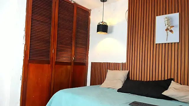 David niet online show from 09/17/25, 05:26