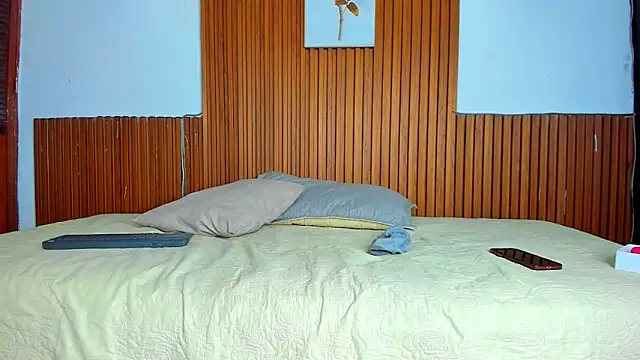 David niet online show from 11/18/25, 05:49