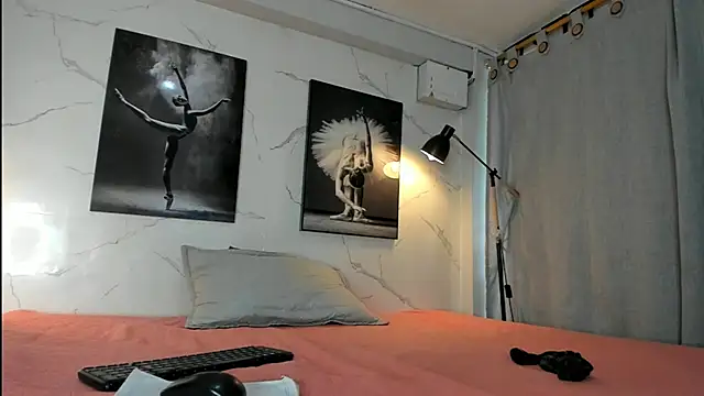 David niet online show from 10/30/25, 05:43