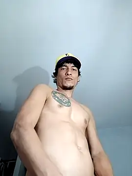 Alejobig27 online show from 11/28/25, 04:40