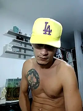 Alejobig27 online show from 11/26/25, 06:13