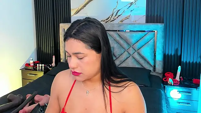 Issafoxx online show from 10/06/25, 12:06