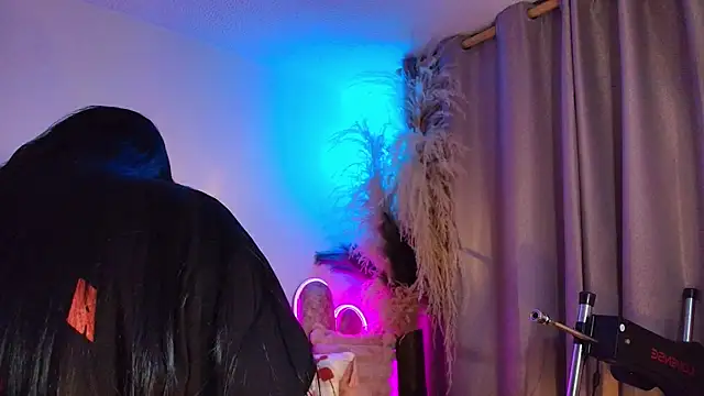 Claiborne Morris online show from 02/10/26, 01:59