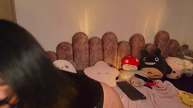 Claiborne Morris online show from 10/25/25, 01:27