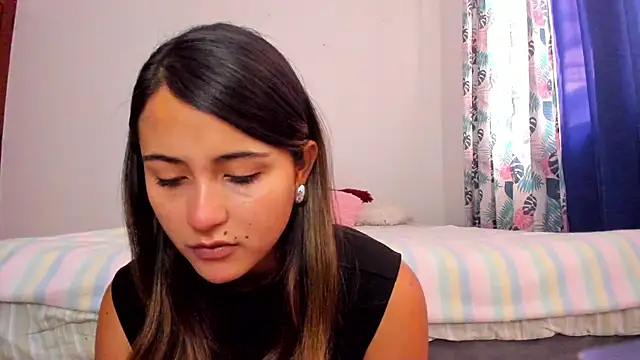 Ana  Pink online show from 05/10/26, 04:20