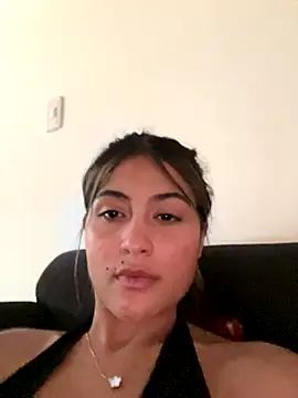 Ana  Pink online show from 11/30/25, 06:52