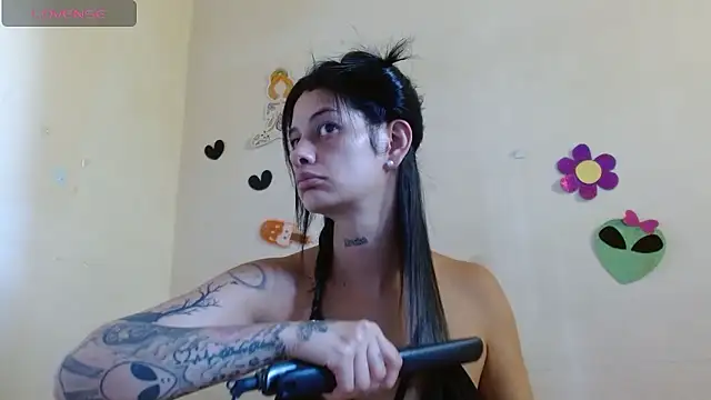 Akasha001 online show from 01/14/26, 03:59