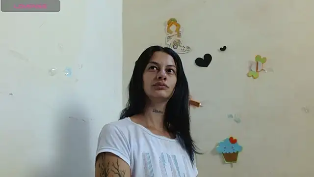 Akasha001 online show from 11/19/25, 12:38