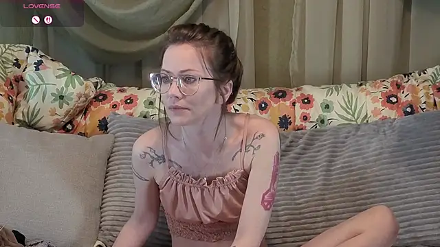 kohlbird online show from 04/17/26, 03:42