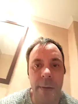 manchego85 online show from 12/18/25, 05:17