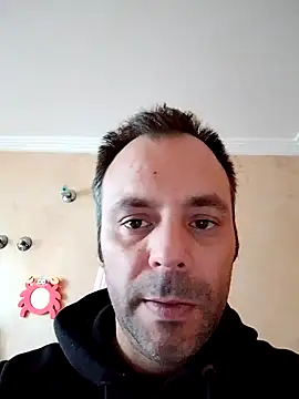 manchego85 online show from 10/18/25, 04:53