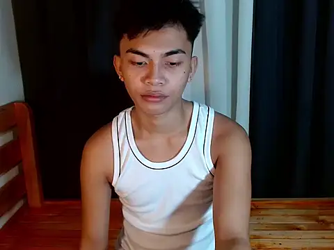 Snapshot of urguy_marco chatting on 09/24/25, 11:06 urguy marco online show from 09/24/25, 11:06