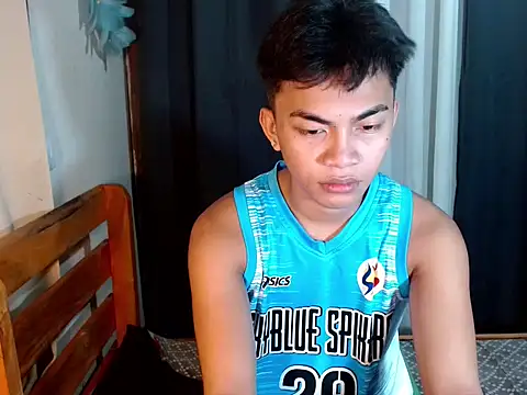 Snapshot of urguy_marco chatting on 10/01/25, 05:28 urguy marco online show from 10/01/25, 05:28