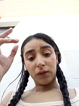 Snapshot of CandyFoxter_ chatting on 10/12/25, 08:16 CandyFoxter online show from 10/12/25, 08:16