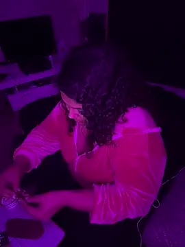 Snapshot of 1n0nlythroat chatting on 11/06/25, 02:59 1n0nlythroat online show from 11/06/25, 02:59