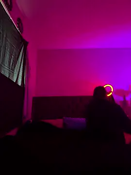 1n0nlythroat online show from 01/10/26, 11:11