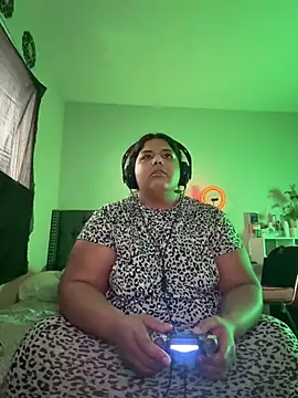 1n0nlythroat online show from 02/17/26, 08:50