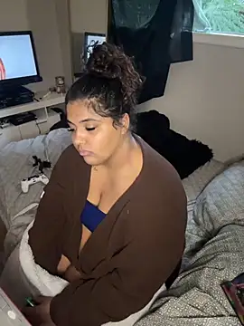 Snapshot of 1n0nlythroat chatting on 11/17/25, 08:13 1n0nlythroat online show from 11/17/25, 08:13