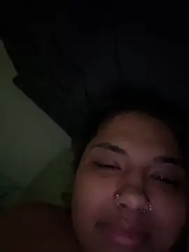 Snapshot of 1n0nlythroat chatting on 11/28/25, 09:04 1n0nlythroat online show from 11/28/25, 09:04