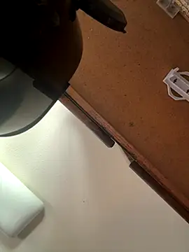 Snapshot of 1n0nlythroat chatting on 11/07/25, 08:13 1n0nlythroat online show from 11/07/25, 08:13