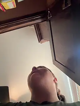 1n0nlythroat online show from 02/11/26, 09:47