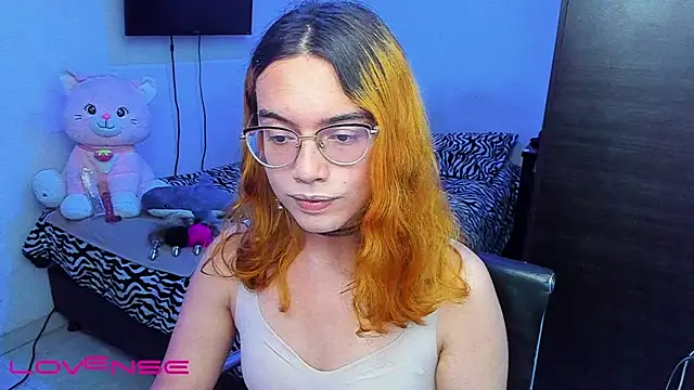 lillykittyy online show from 10/27/25, 12:11