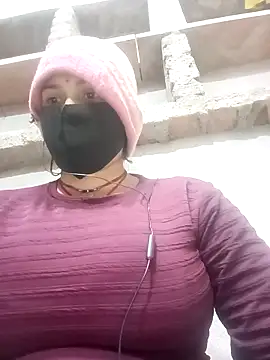 USER-MAYA online show from 12/05/25, 04:27