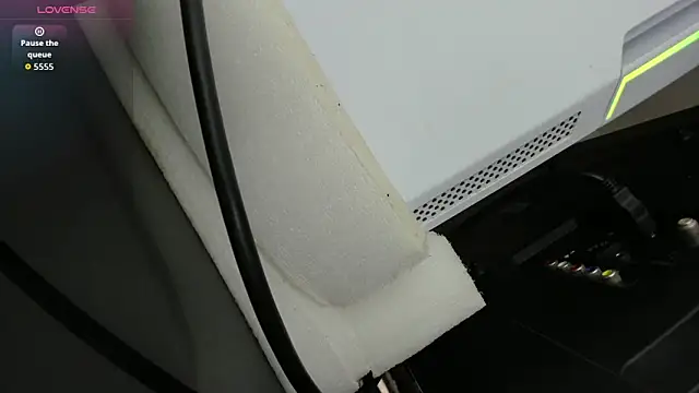 blue wxw online show from 10/29/25, 02:10