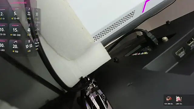 blue wxw online show from 12/04/25, 05:50