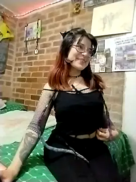 Snapshot of _Alaskamisa chatting on 02/08/26, 01:03 Alaskamisa online show from 02/08/26, 01:03