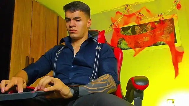 ALPHA DOMINUS  online show from 10/29/25, 04:00