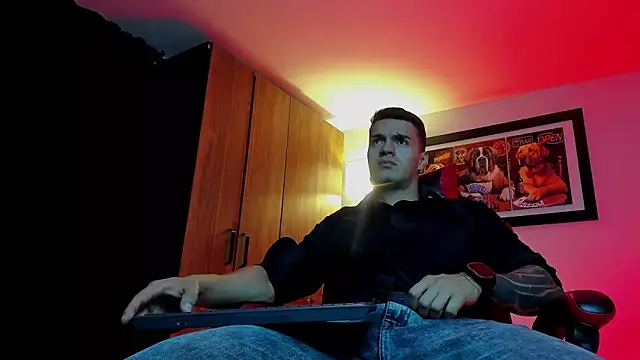 ALPHA DOMINUS  online show from 12/22/25, 04:01