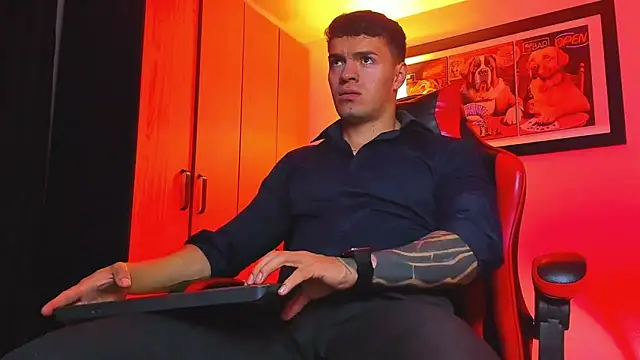 ALPHA DOMINUS  online show from 12/01/25, 03:51