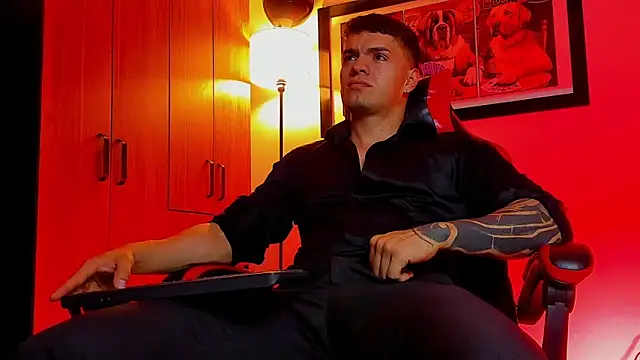 ALPHA DOMINUS  online show from 11/26/25, 04:01