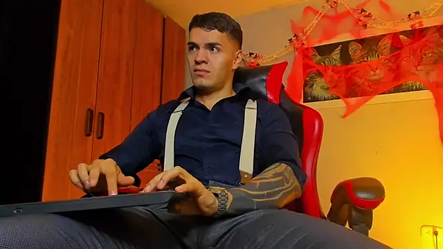 ALPHA DOMINUS  online show from 10/25/25, 04:00