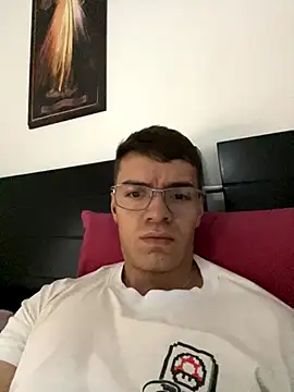 Snapshot of ALPHA_DOMINUS_ chatting on 10/17/25, 10:22 ALPHA DOMINUS online show from 10/17/25, 10:22