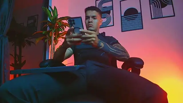 ALPHA DOMINUS  online show from 03/28/26, 04:02