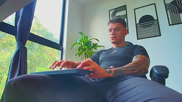 ALPHA DOMINUS  online show from 04/14/26, 09:53