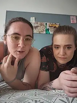 AndHerXO online show from 07/16/26, 01:52