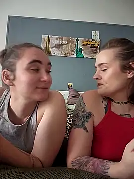 AndHerXO online show from 02/20/26, 02:19