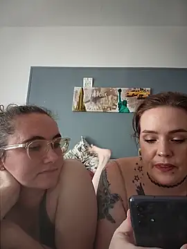 AndHerXO online show from 03/21/26, 02:54