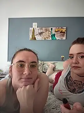 AndHerXO online show from 04/26/26, 02:36