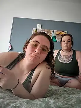 AndHerXO online show from 03/10/26, 12:31