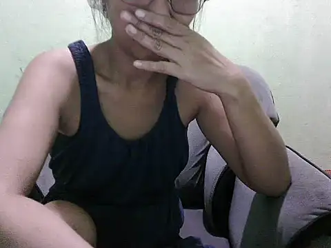 HotLadyPinay32 online show from 02/09/26, 08:45