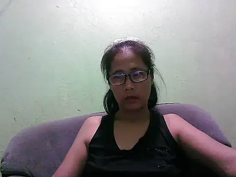 HotLadyPinay32 online show from 04/26/26, 12:02