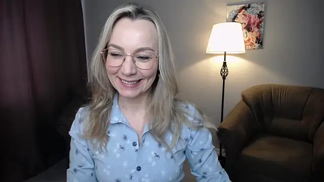 Ava Elior online show from 04/21/26, 11:39