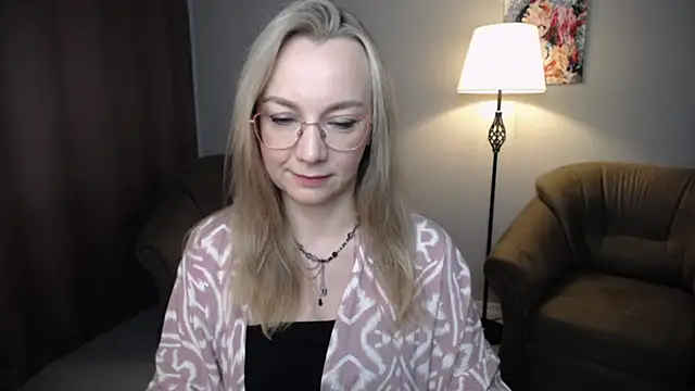 Ava Elior online show from 05/25/26, 08:35
